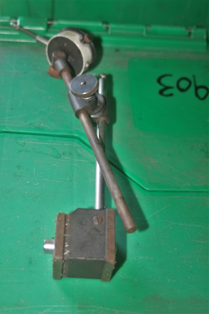 Starrett Magnetic Base Universal Indicator No. 657