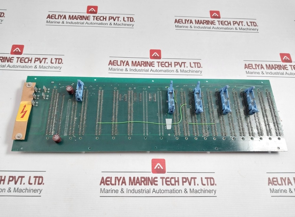 AMPHENOL C143 012A 96S 4 Backplane PCB Board