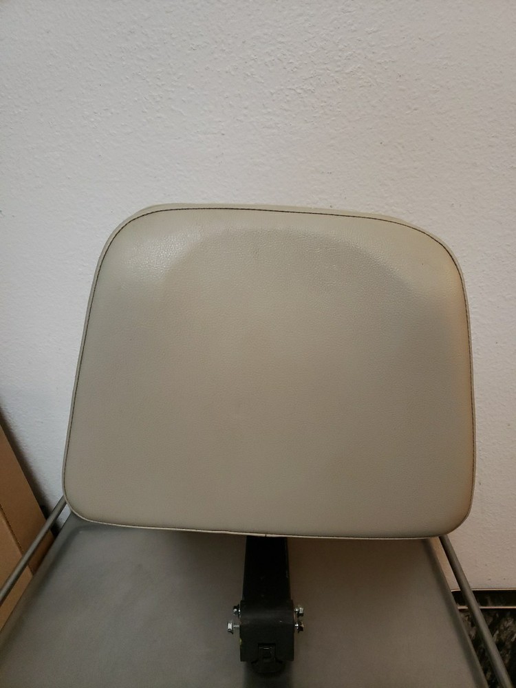 Headrest For A Midmark Chair 75L
