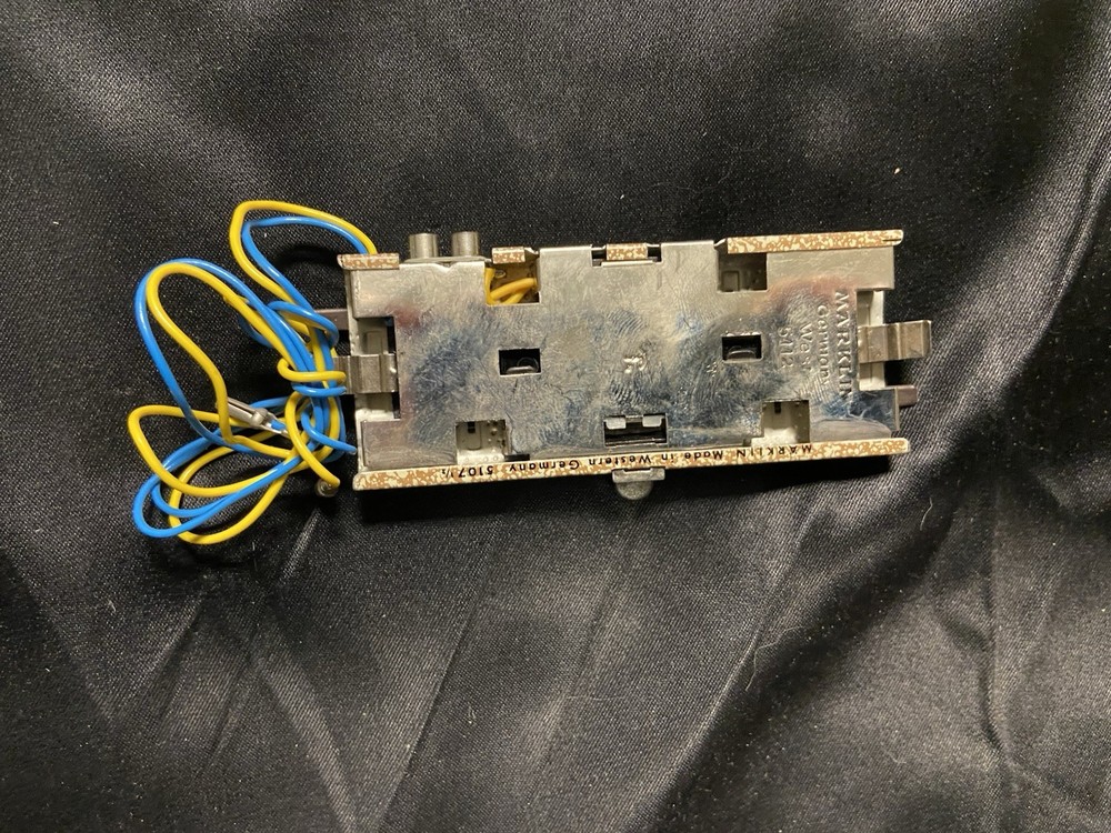 Vintage Marklin 5112 HO Scale Uncoupling Track Section