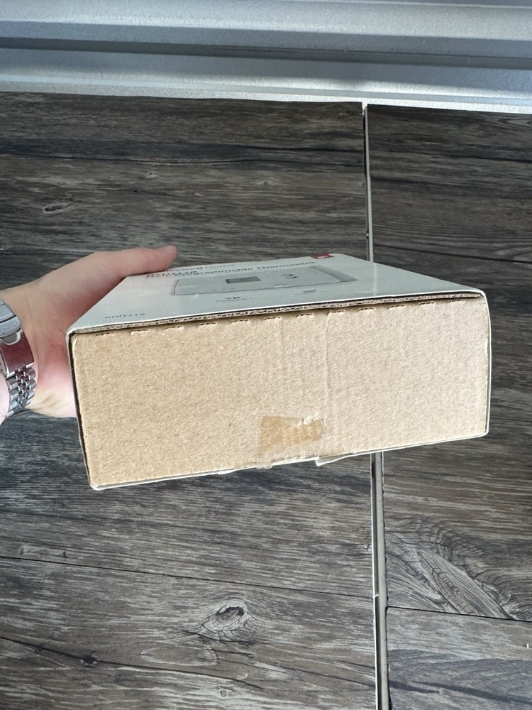 Honeywell RTH111B1024 Digital Non-Programmable Thermostat - White