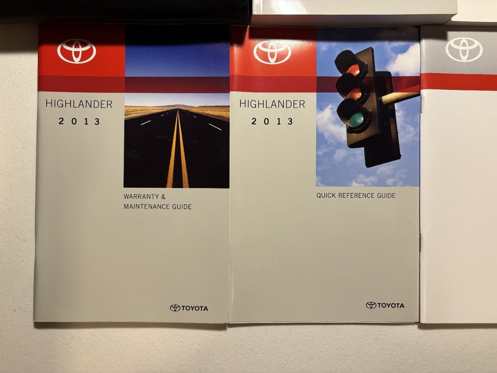 2013 Toyota Highlander Owner's Manual Set