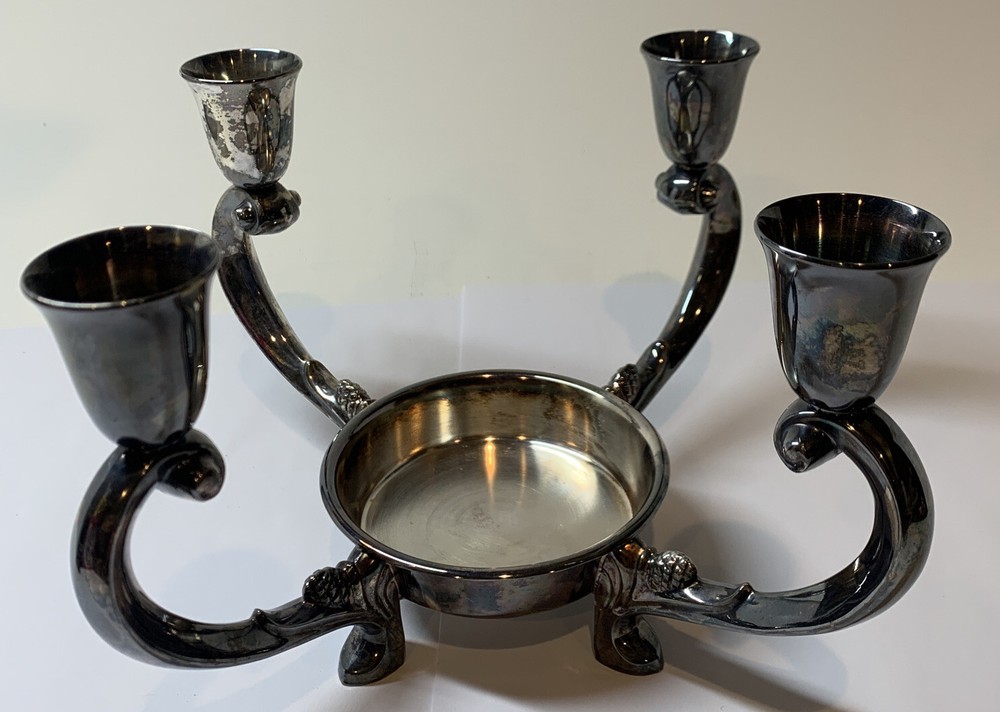 VINTAGE Reed and Barton SILVERPLATE Table CANDLE Stick HOLDER 331