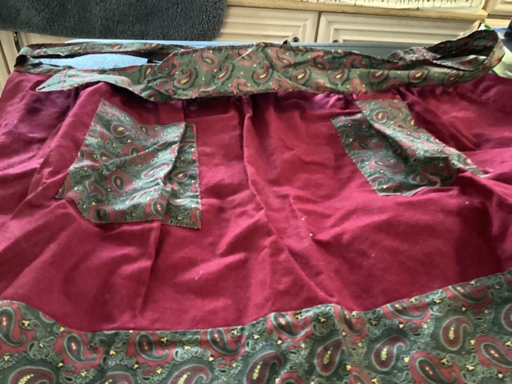 Very Nice Kitchen 2 Pocket Cloth Apron