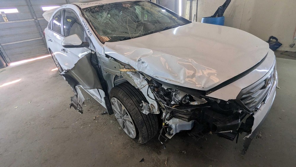 Used A/C Selector Switch fits: 2017 Hyundai Sonata w/navigation automatic temper