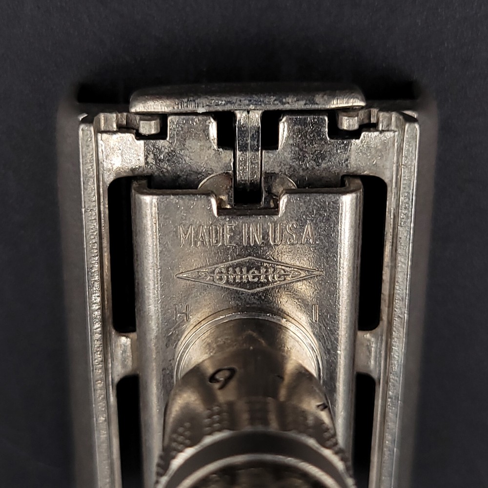 1962 Gillette Slim Adjustable 1-9 DE TTO Razor Date Code H1