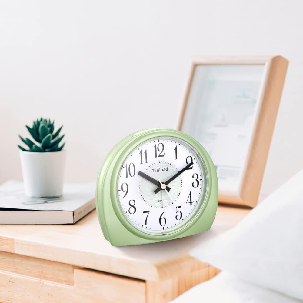 Silent Analog Alarm Clock - Non Ticking, Gentle Wake, Snooze & Light Functions