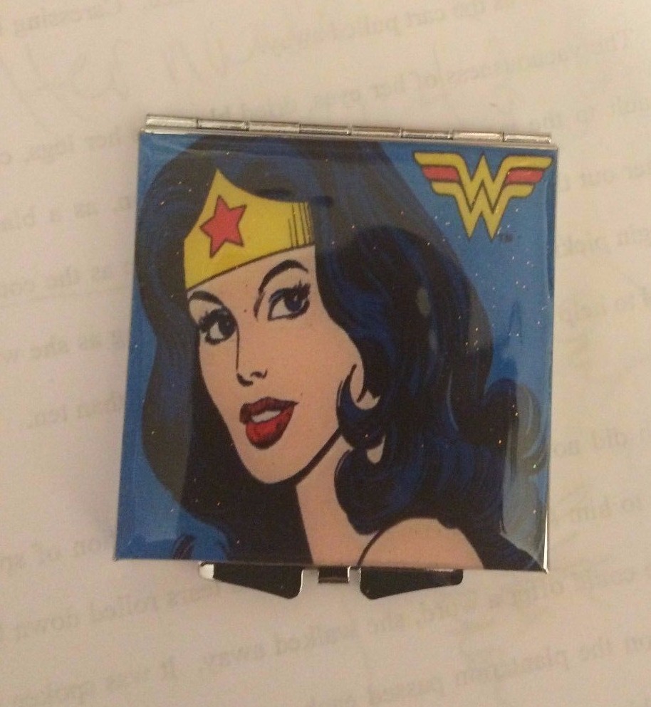 Retro Blue WONDER WOMAN Square Silver Mirror Compact