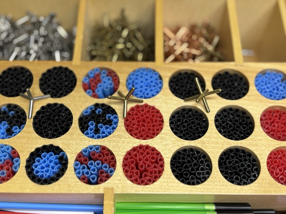 Vintage - FRAMEWORK MOLECULAR MODEL STUDENT SETS Prentice Hall In Wooden Box