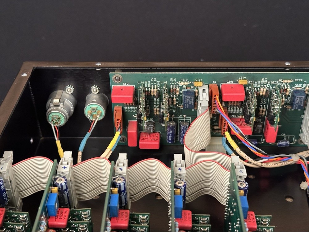 GML 8200 Series II 2-Channel Parametric Equalizer with Power Supply. GML8200