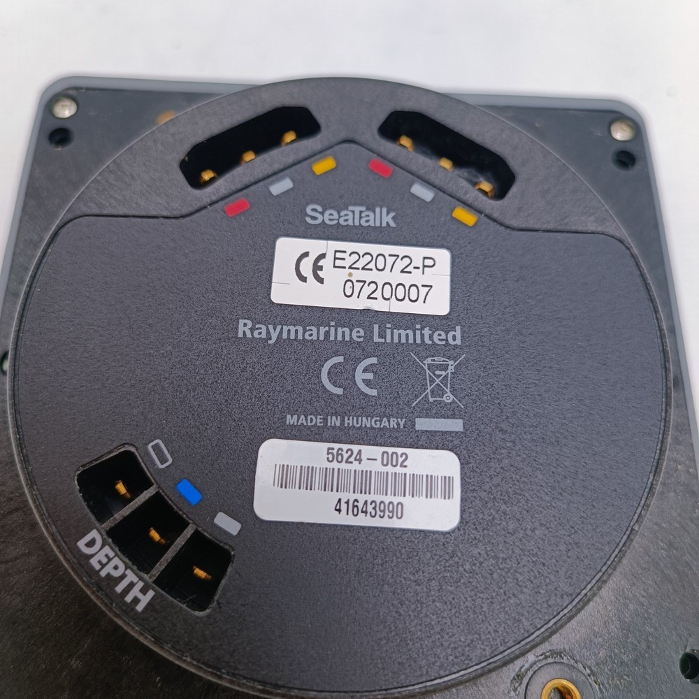 RAYMARINE ST60+ DEPTH ST60 Plus Instrument Display E22072-P Raytheon Autohelm