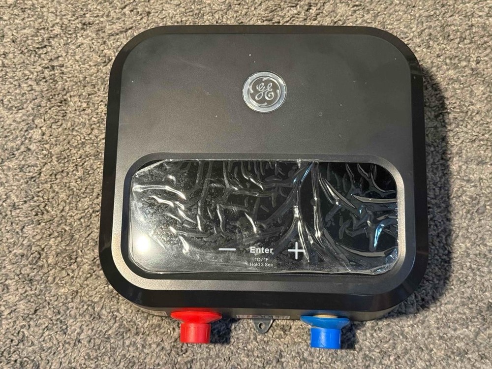 GE Appliances GE04SNLPDG 0.7 GPM Point-of-Use Tankless Electric Water Heater