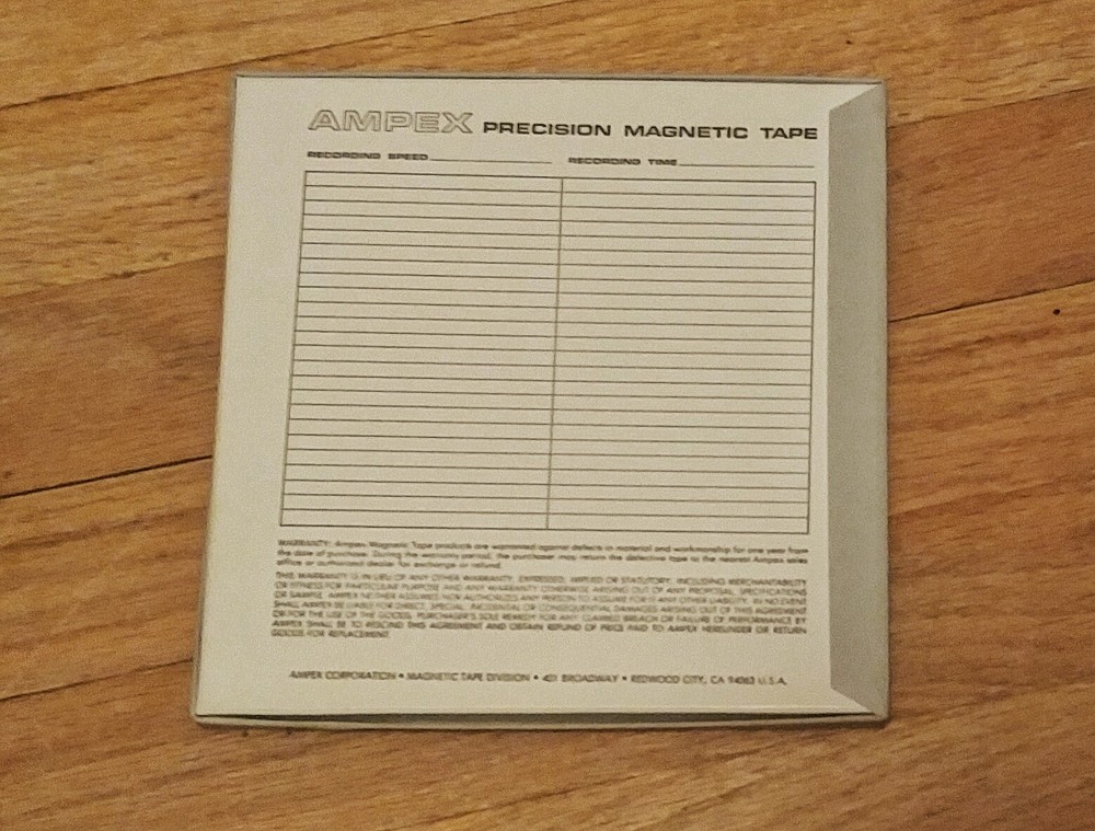 Empty 7" x 1/4" plastic reel in Ampex box | A-4146711