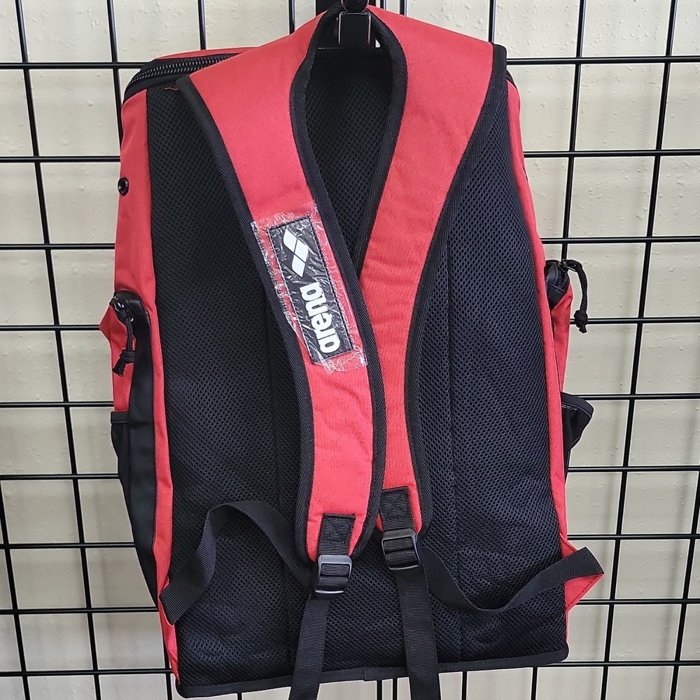 Arena Team Backpack 45 Red Swimming Backpack