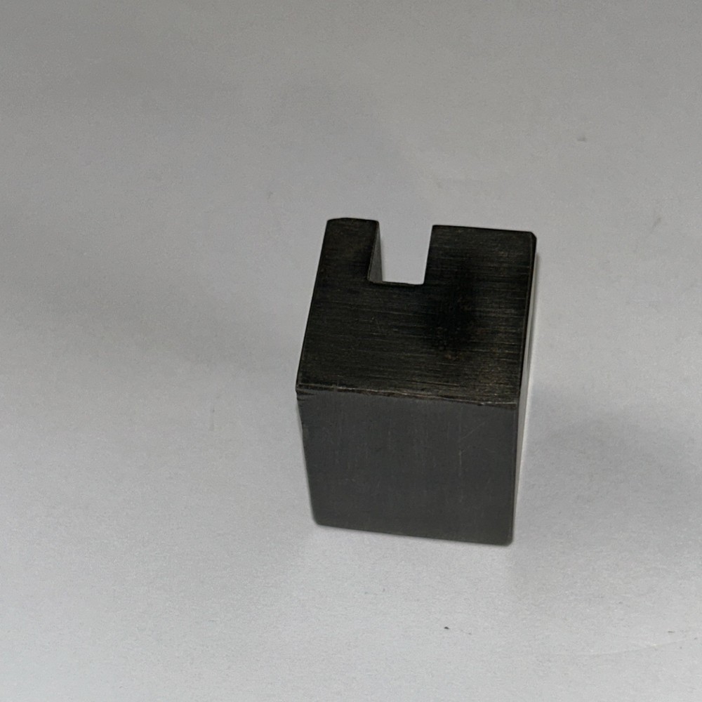 980135 Brush Weight