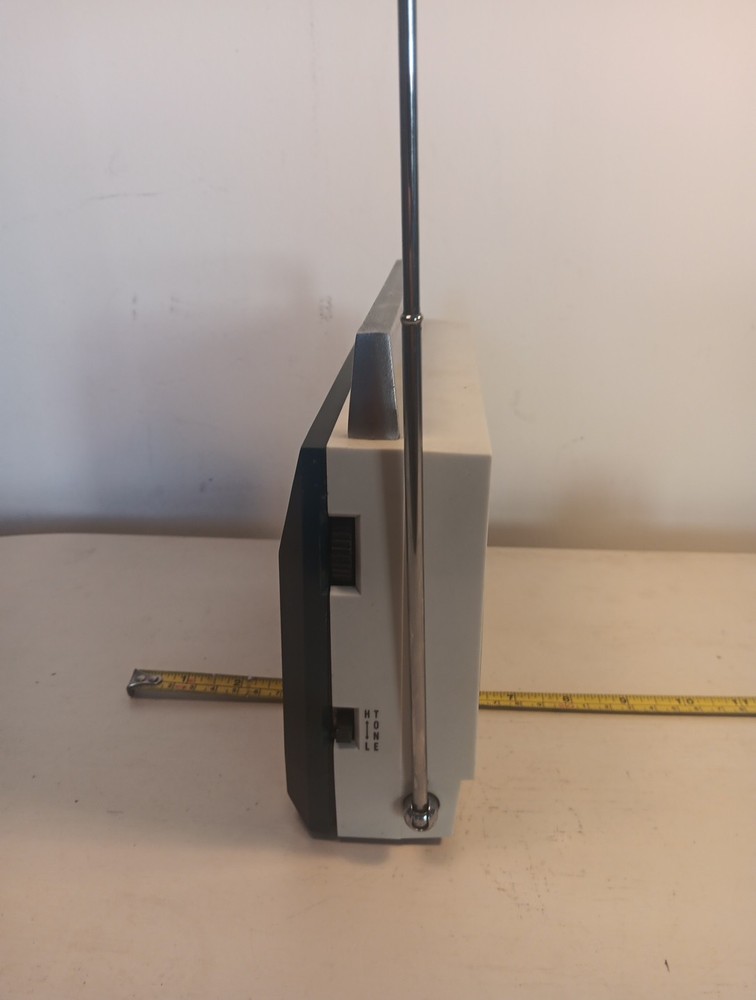 Dansette Transistor Portable Radio - Clean condition - Half Working¿