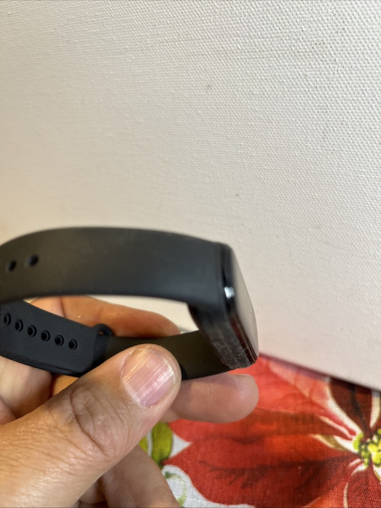 Fitbit EAC Watch Black Needs Condition Unknown