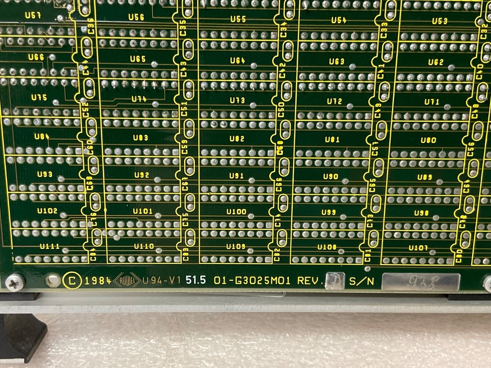 Motorola Microsystems VME Computer Module # MVME 222-1 Board 01-G3025MO1 Memory