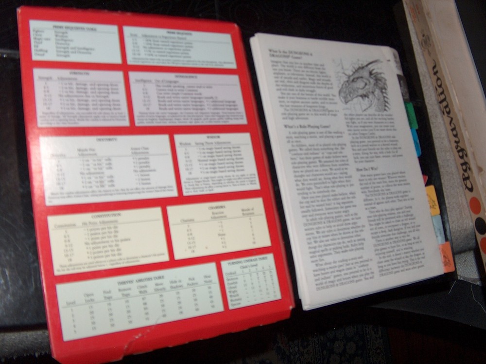 1991 Dungeons Dragons Board Game 1070 Card Learning Pack & Master Screen ONLY w2