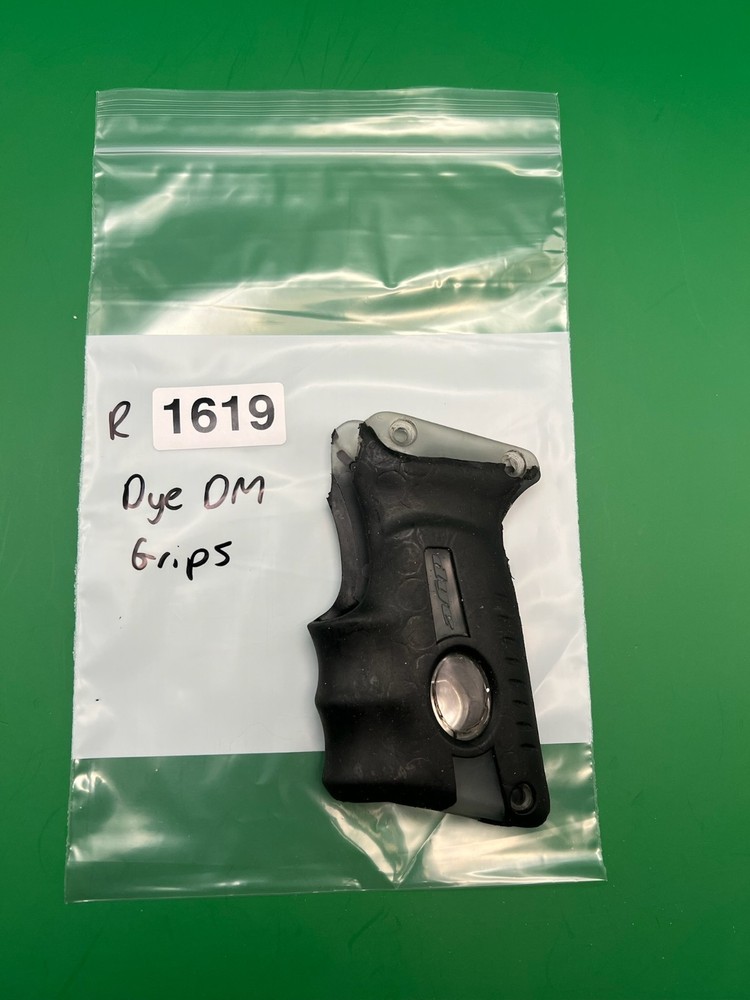 Dye DM Grips