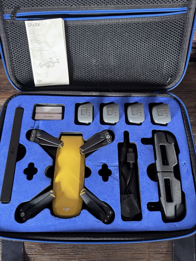 DJI Spark Yellow Fly More + 4 Batteries + Accessories + NICE!