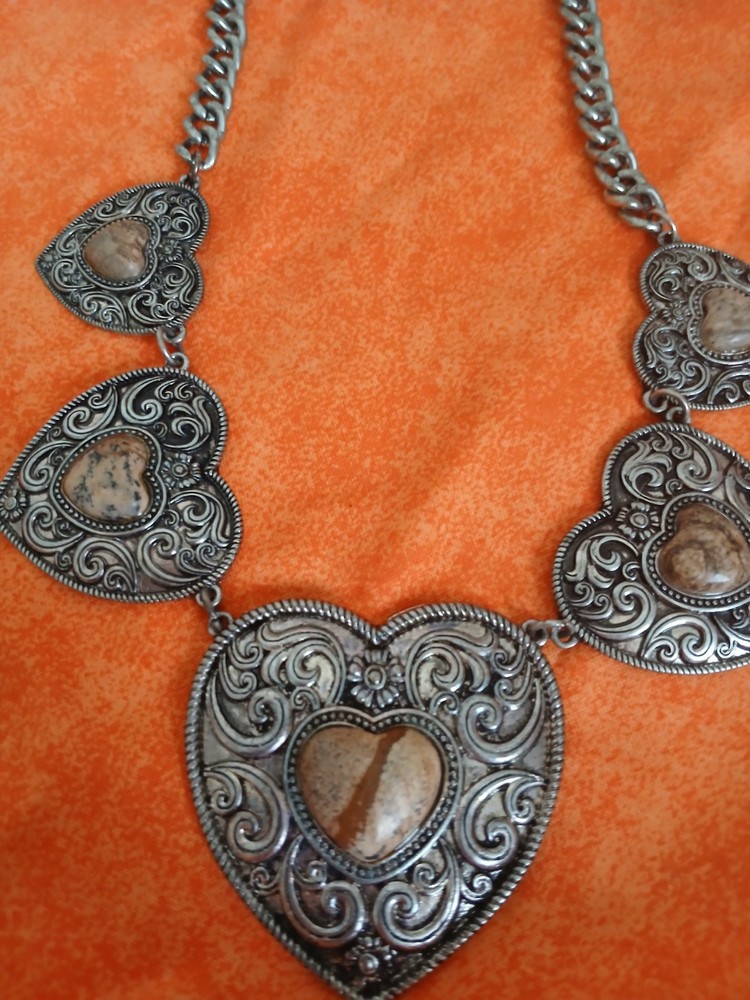 Vintage Metal & Stone Necklace