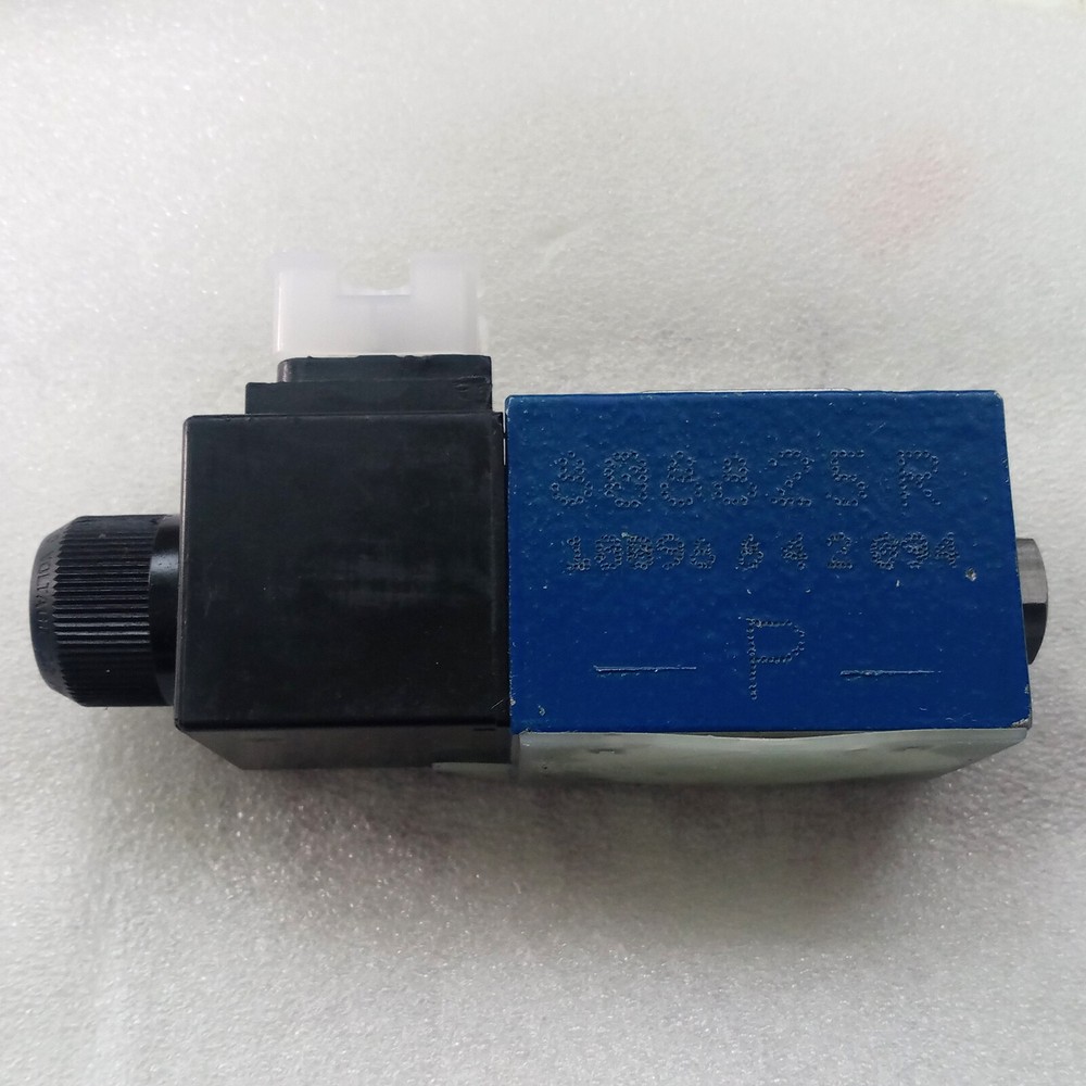 1PC VALVE 4WE6D62/EW110N9K4