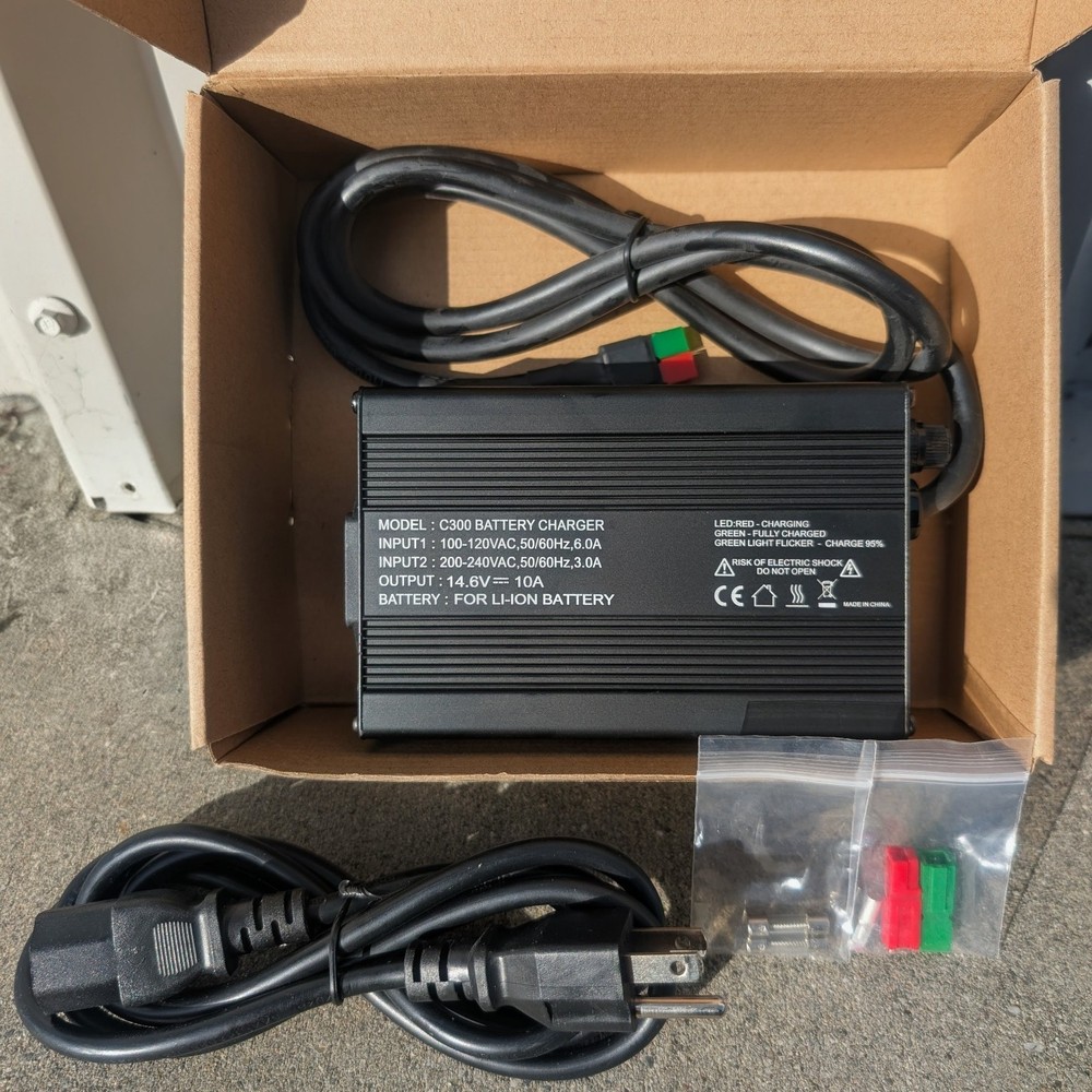 Battery Charger 12V 10A