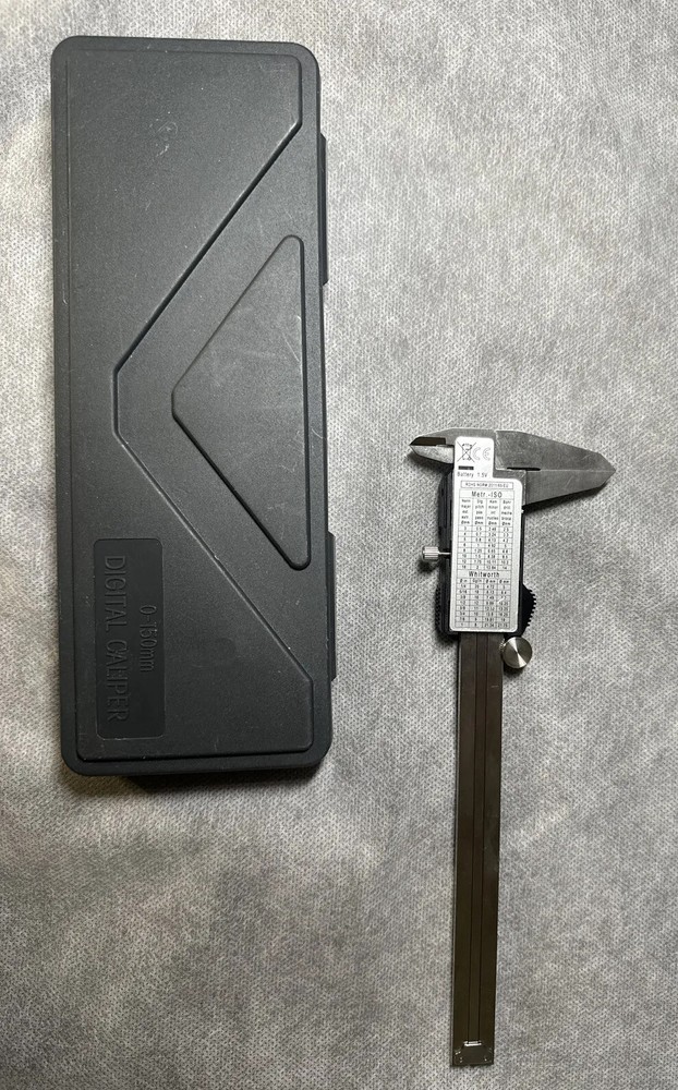 0-6" 0-150mm Digital Caliper with Case