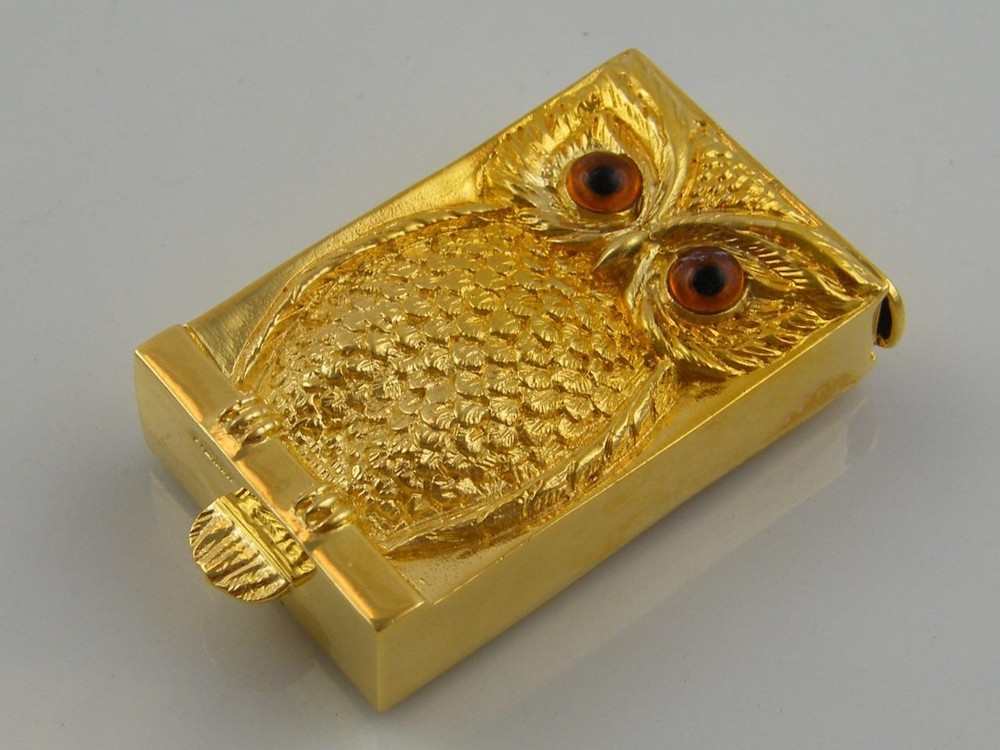 SILVER GILT OWL VESTA/MATCH CASE – GLASS EYES