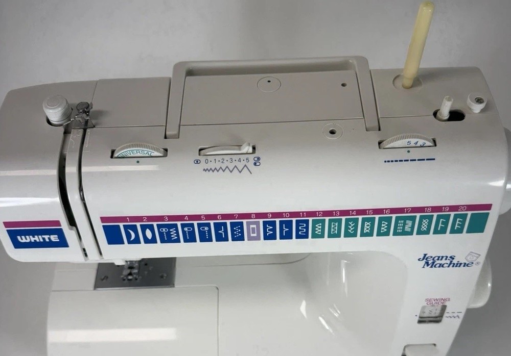 White Jeans Machine Model 1999 sewing machine