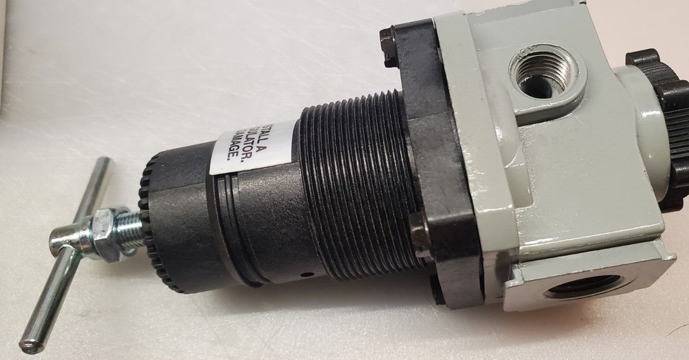 Milton Industries 1114 Regulator 3/8" Npt, 2-125 Psi
