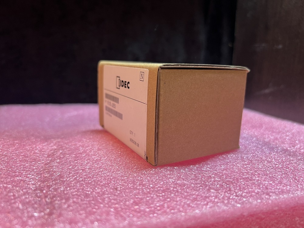 IDEC FL1B-J2B2 SMARTRELAY ANALOG EXPANSION MODULE