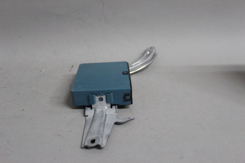 2007 2008 2009 LEXUS LS460 LEFT DRIVER DOOR MULTIPLEX NETWORK MODULE 8922250270