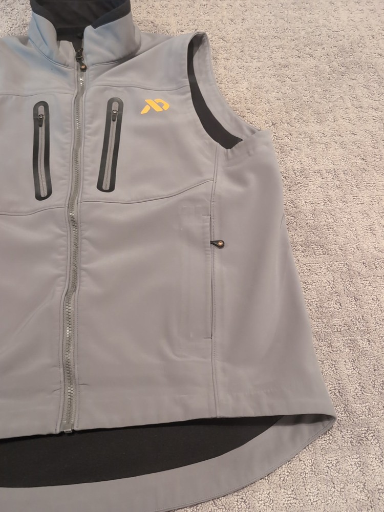 First Lite Catalyst Vest Medium Ash Grey Nice Condition Free Shipping