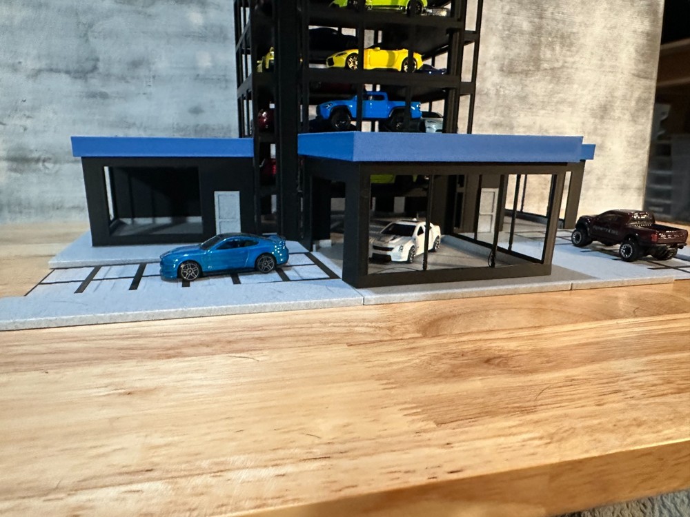 Carvana "Vending Machine" 1:64 Scale Diorama