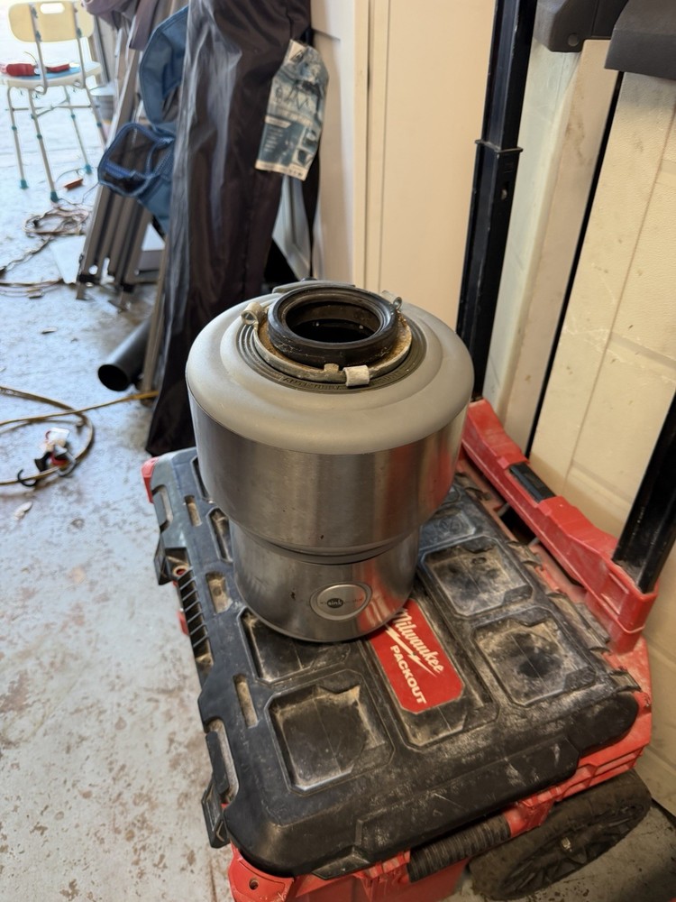 InSinkErator Excel 1 HP Garbage Disposal 120V Silver AC-Powered Kitchen