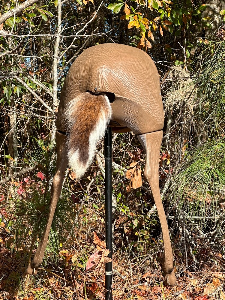 The Deer Reeler™ Motion Decoy