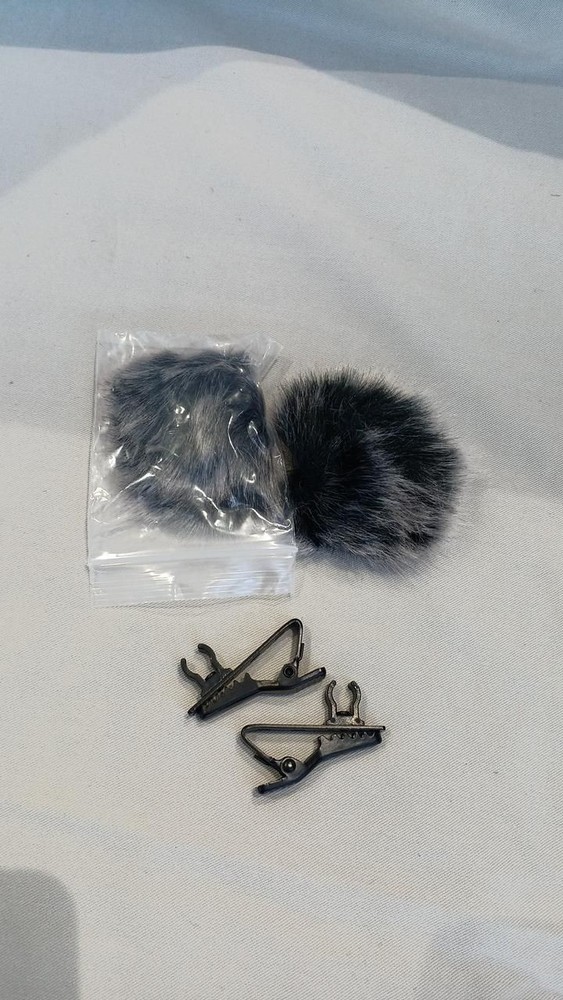 SYNCC Wireless Pin Microphone G1A2) Used