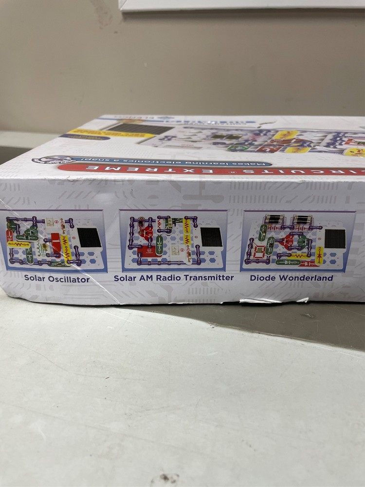 Elenco Snap Circuits Extreme 750 In 1 With Computer Interface - Multi