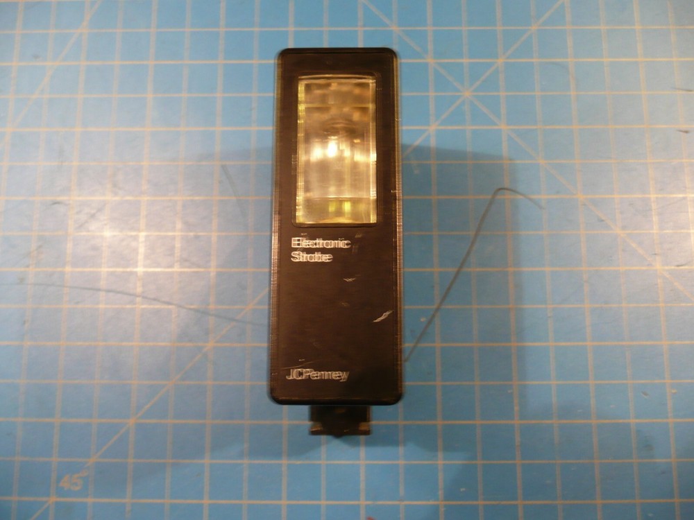 JCPENNEY AUTOMATIC ELECTRONIC STROBE FLASH TESTED & WORKING