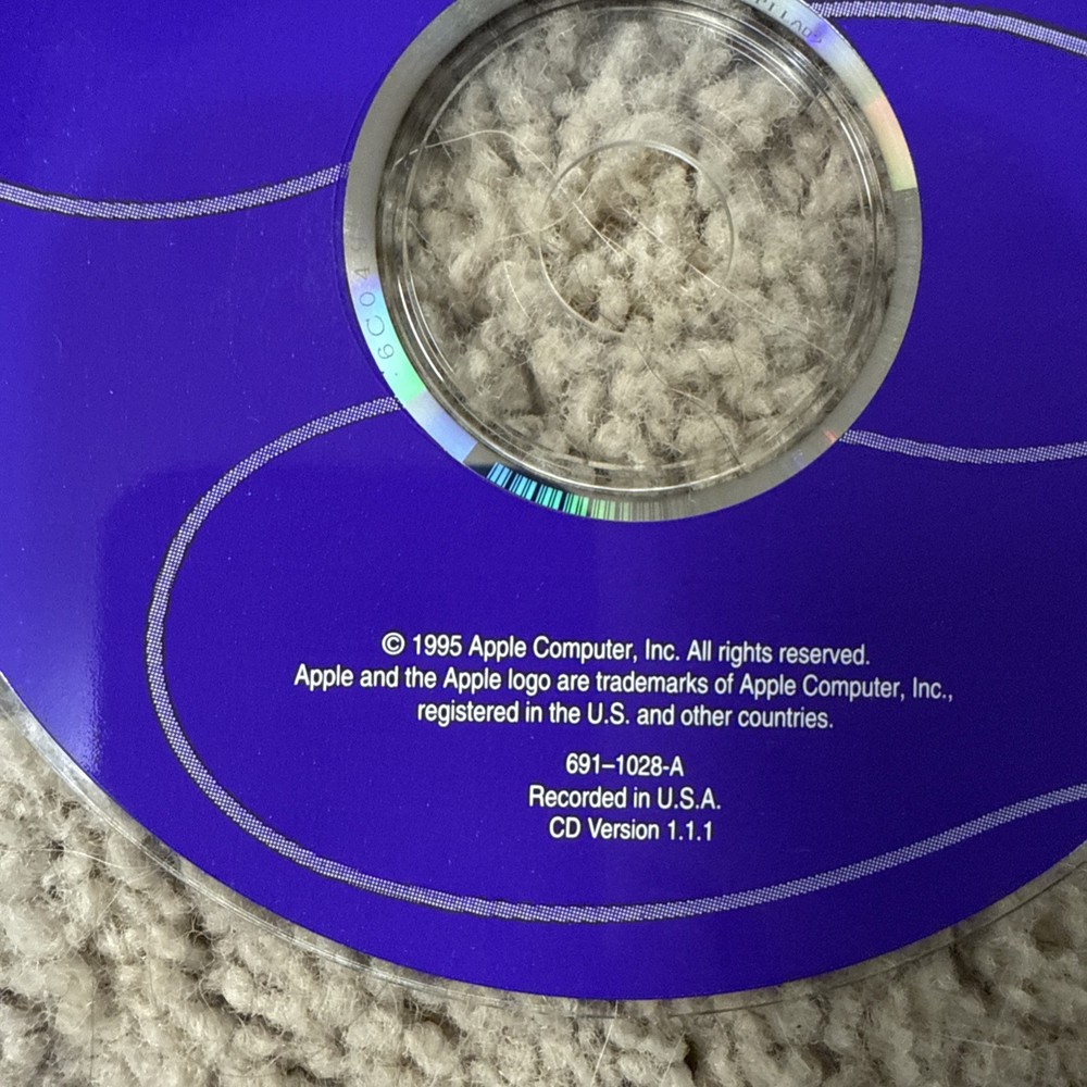 Apple Internet Connection Kit CD version 1.1.1 691-1028-A Year 1995