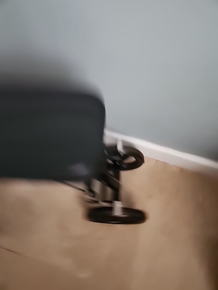 Used Vive Mobility Knee Scooter. Foldable And Adjustable With Brakss.