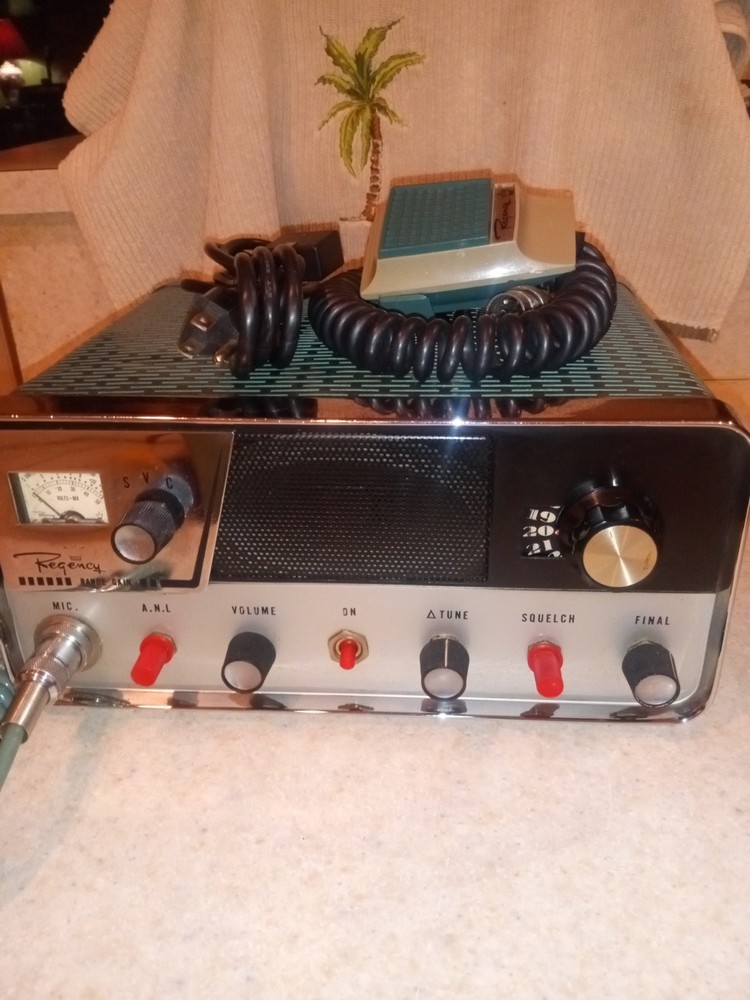 VINTAGE REGENCY RANGE GAIN CB BASE STATION