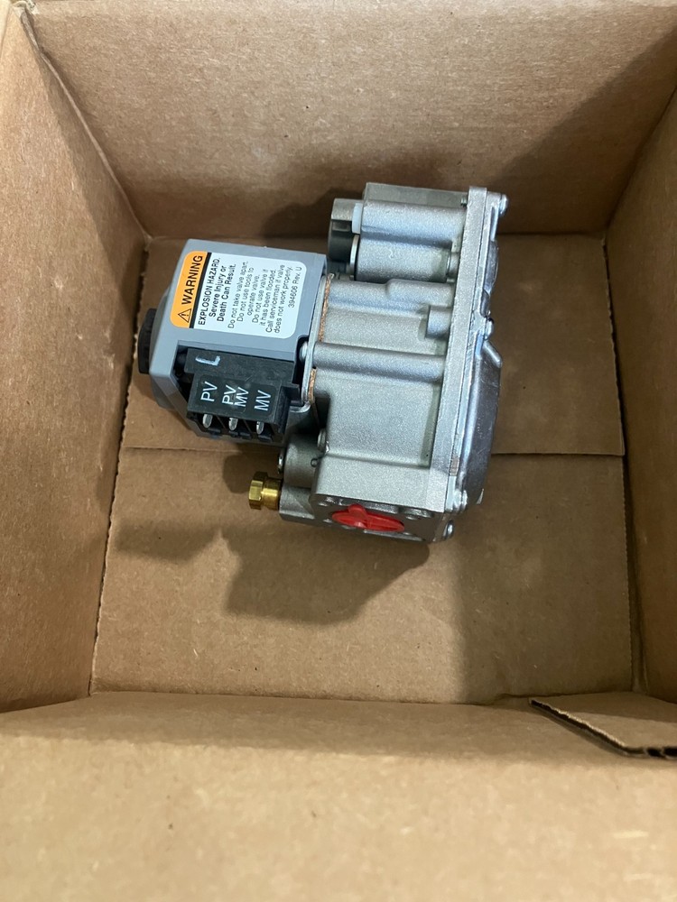 Honeywell 41K3501 Gas Valve, 1/2"