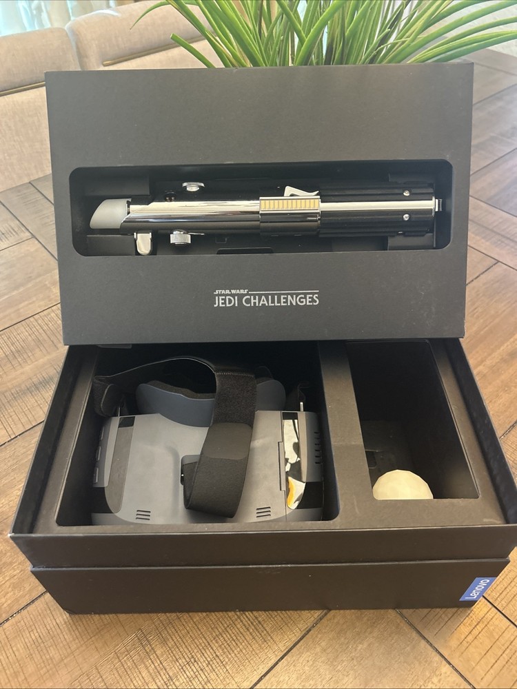 Lenovo Star Wars Jedi Challenges AR Lightsaber Controller Headset & Beacon 2017