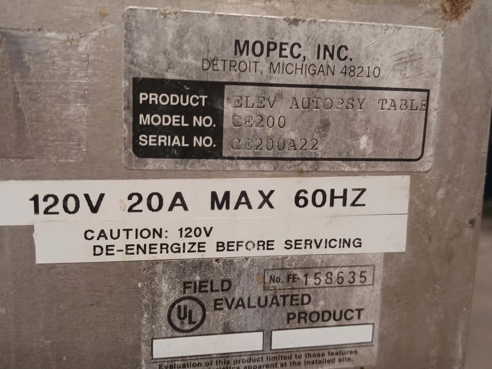 Mopec 158635 Elevating Autopsy Table CE200