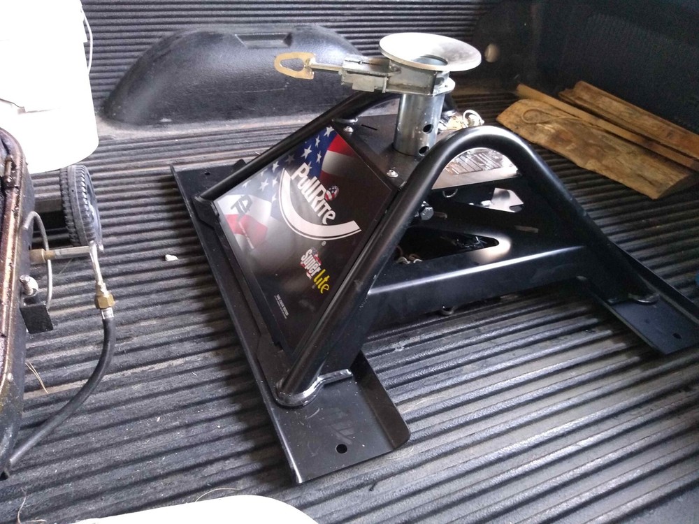 PullRite 2600 20K SuperLite Single Point 5th Wheel Hitch