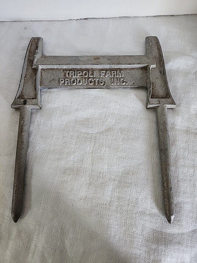 CAST ALUMINUM ADV. CUST. APPRC. GIFT;"BOOT SCRAPER;"TRIPOLI FARM PROD. INC,"