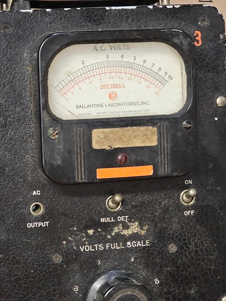 BALLANTINE LABORATORIES DECIBELS A.C. VOLTS METER